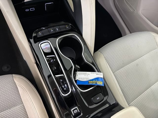 Used 2023 Buick Envision Preferred FWD image 20