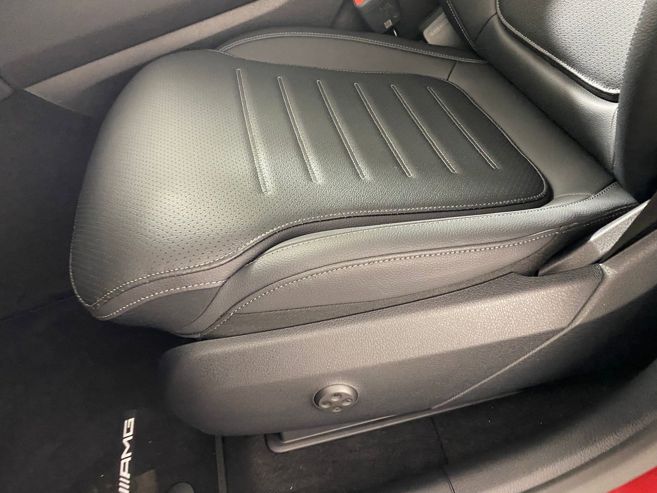 Used 2026 Mercedes-Benz GLC 300 4MATIC image 12