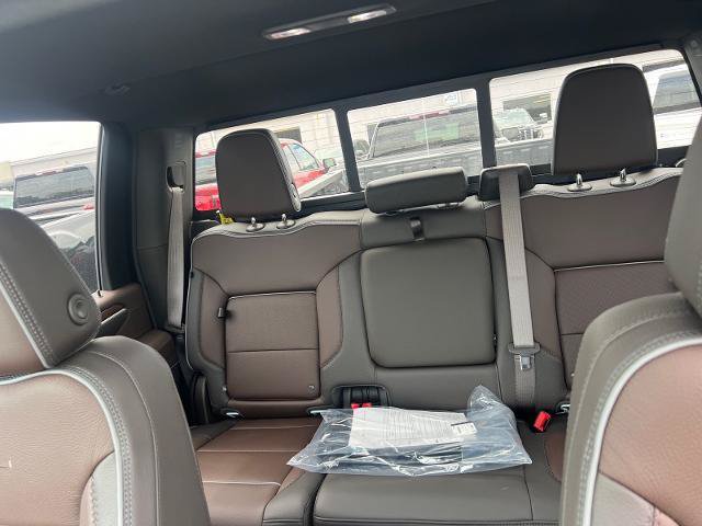 New 2026 GMC Sierra 3500 Denali AWD/4WD image 15