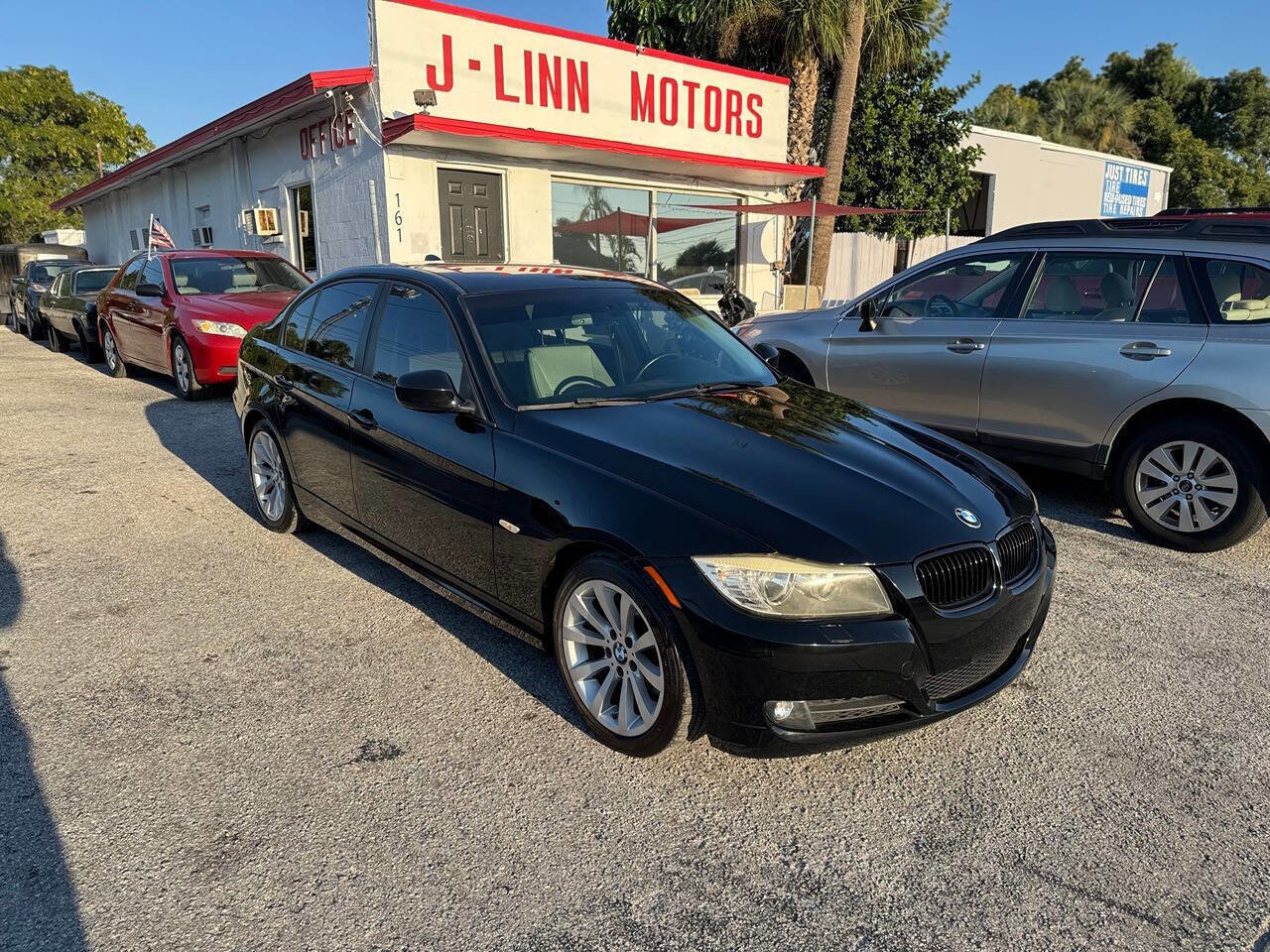 Used 2011 BMW 328i Sedan image 2