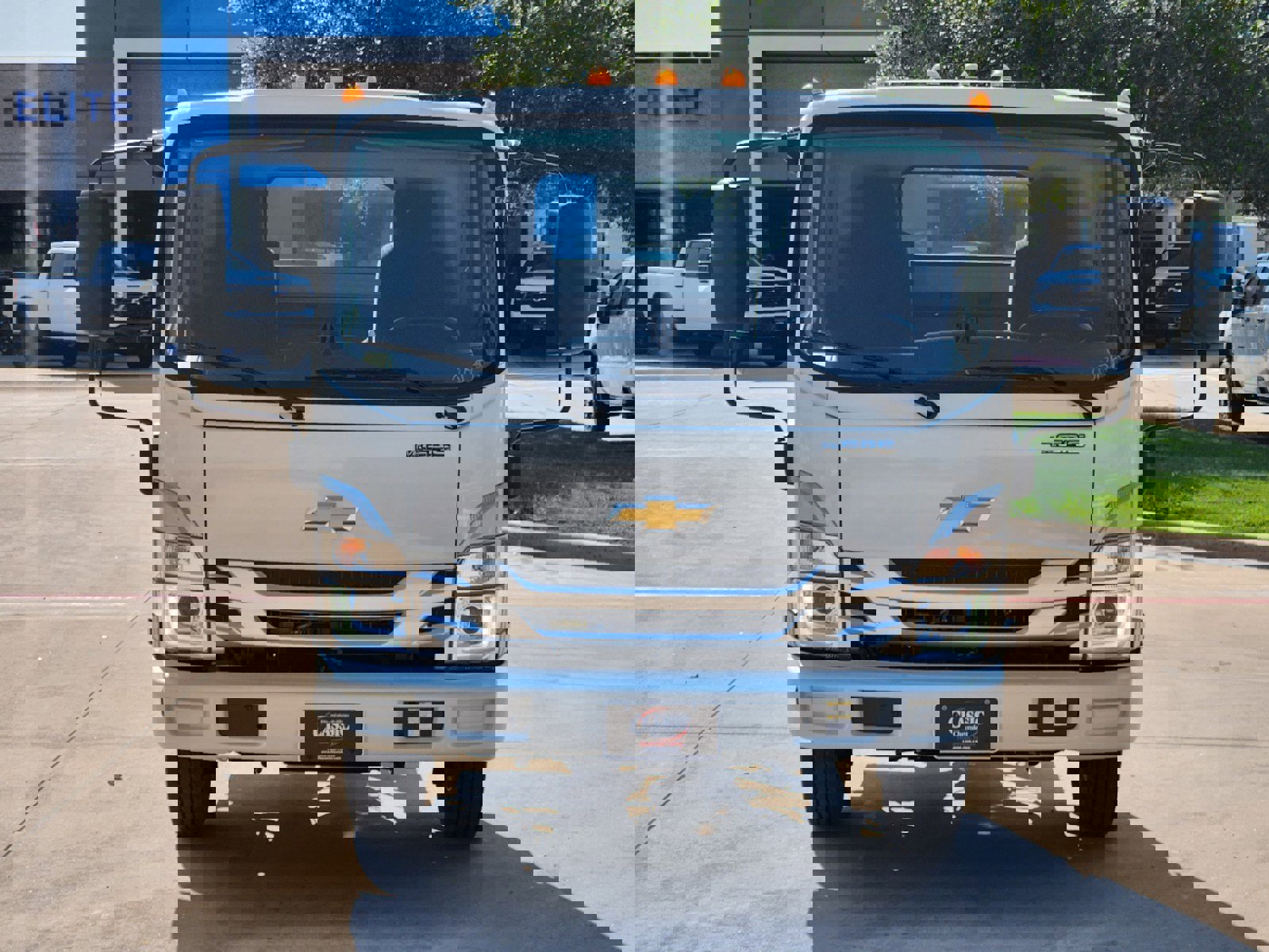 New 2025 Chevrolet Low Cab Forward image 8