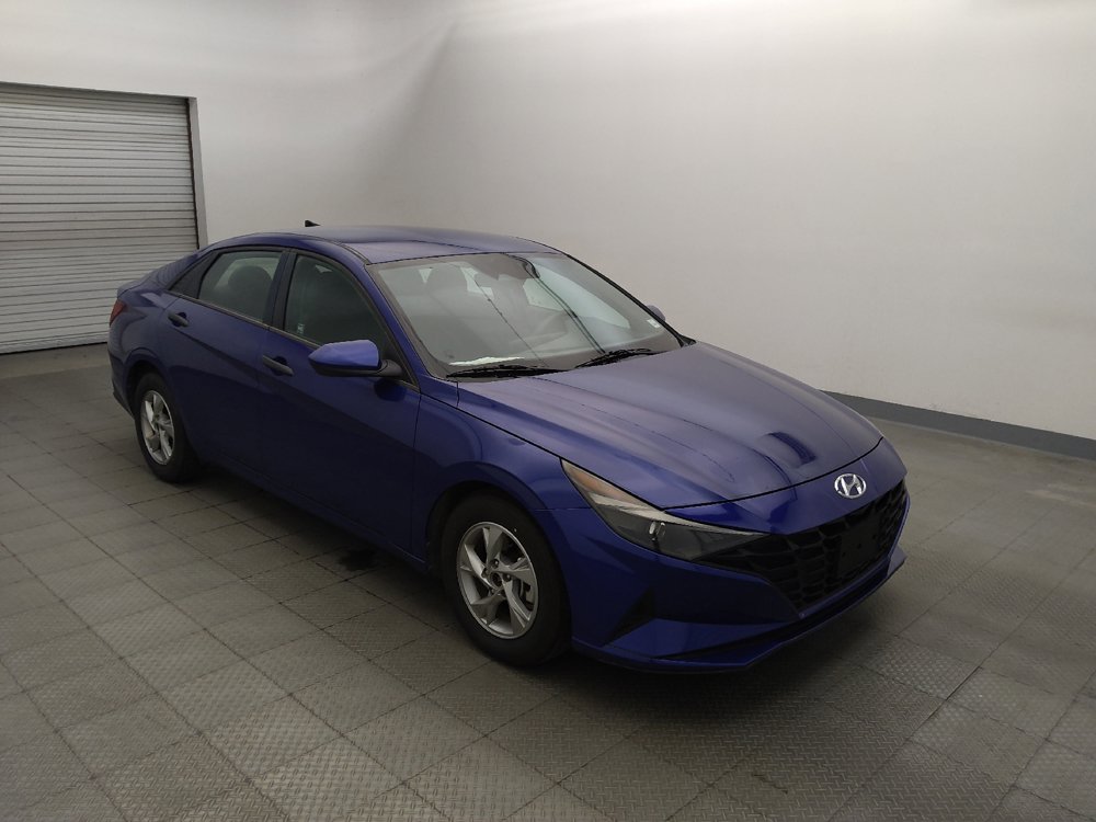 Used 2021 Hyundai Elantra SE FWD image 11