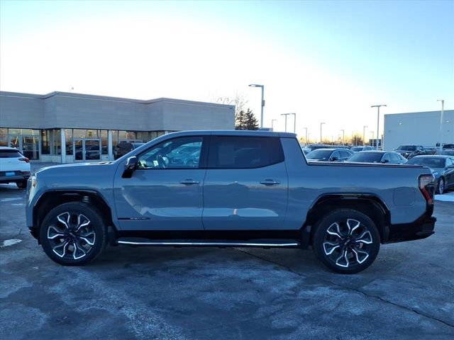 Used 2025 GMC Sierra EV Denali image 12