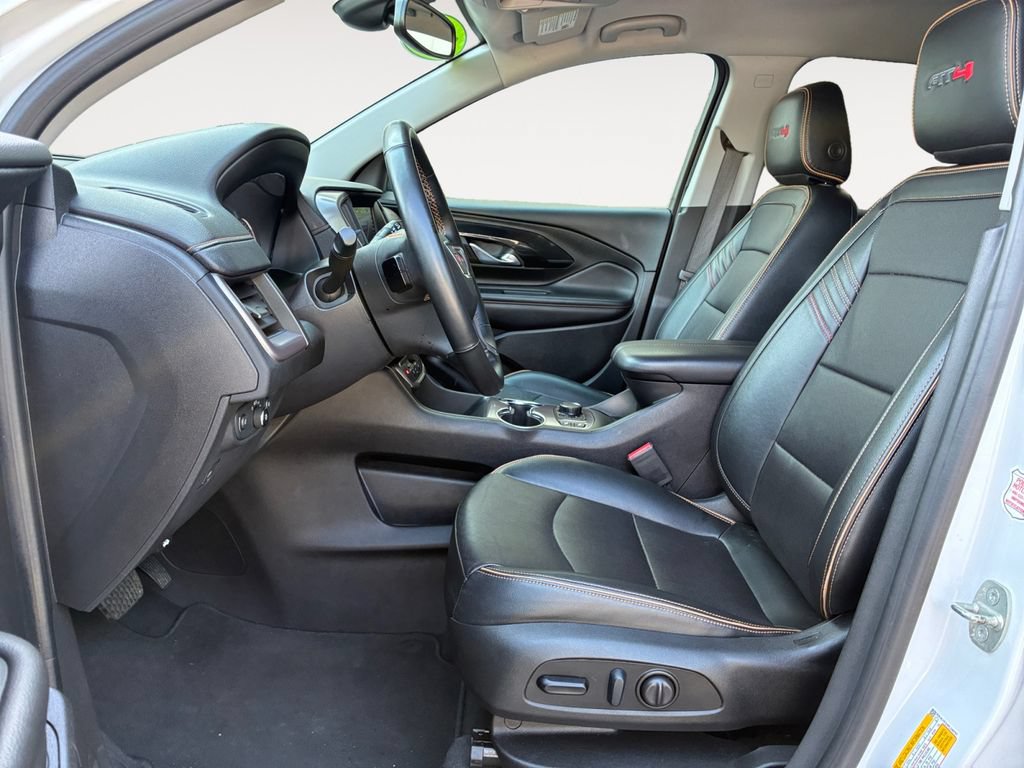 Used 2023 GMC Terrain AT4 AWD/4WD image 9