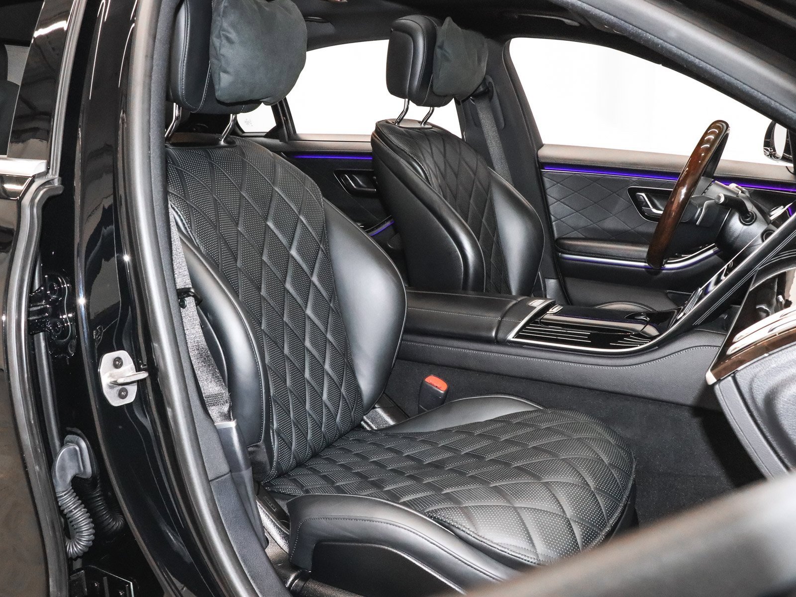 Used 2025 Mercedes-Benz S 580 4MATIC Sedan image 27