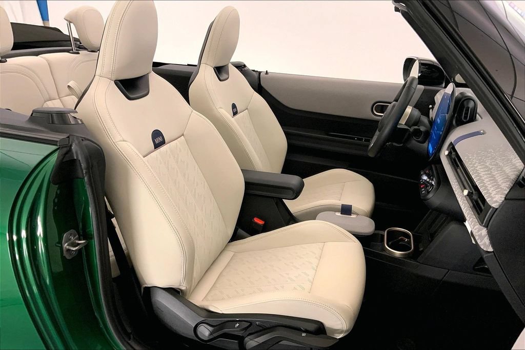 Used 2026 MINI Cooper S FWD image 6