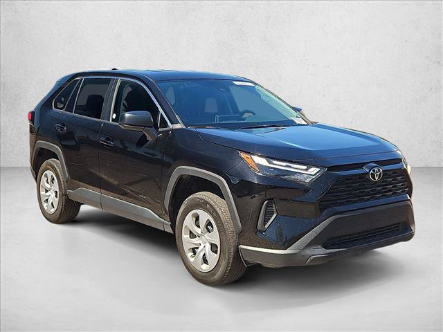 Used 2025 Toyota RAV4 LE AWD/4WD image 3