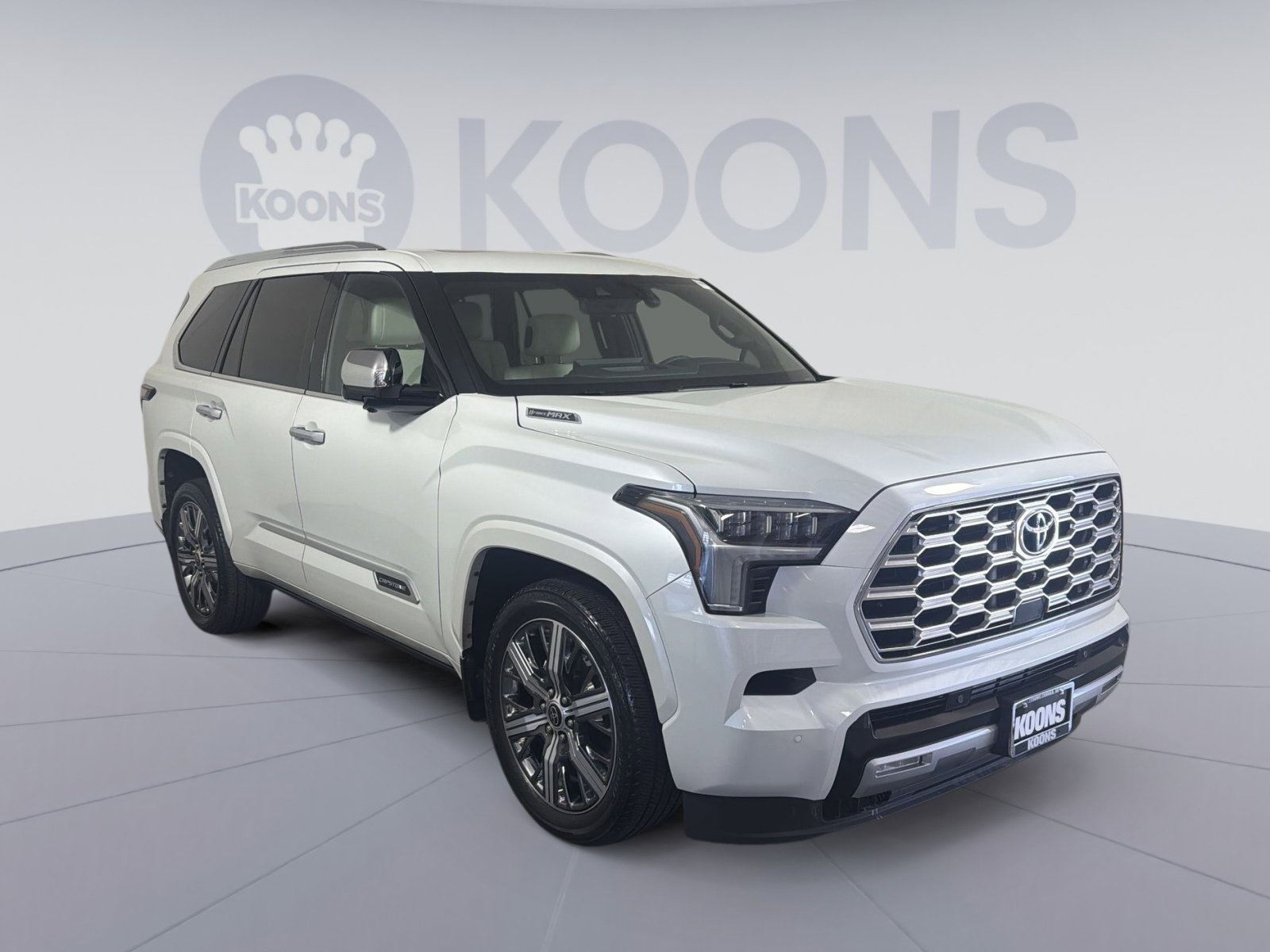 Used 2023 Toyota Sequoia Capstone image 10