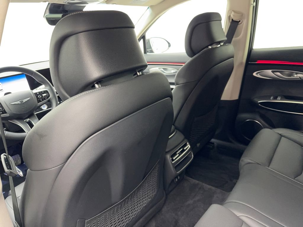 Used 2026 Genesis GV70 2.5T image 35