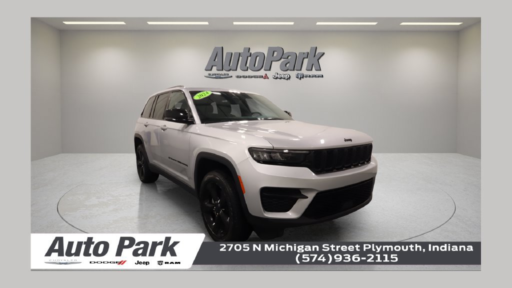 Certified 2024 Jeep Grand Cherokee Altitude AWD/4WD image 1