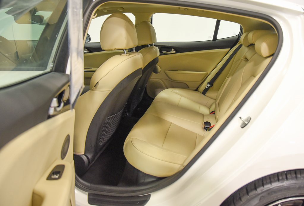 Used 2023 Kia Stinger GT-Line w/ Sun & Sound Package image 12