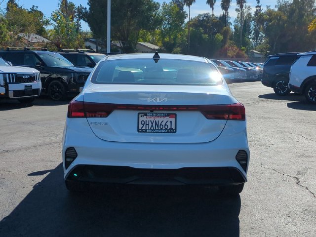 Certified 2023 Kia Forte LXS FWD image 4