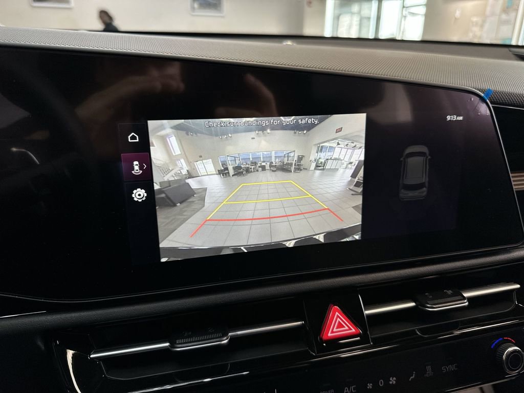 New 2026 Kia Niro Wind FWD image 9