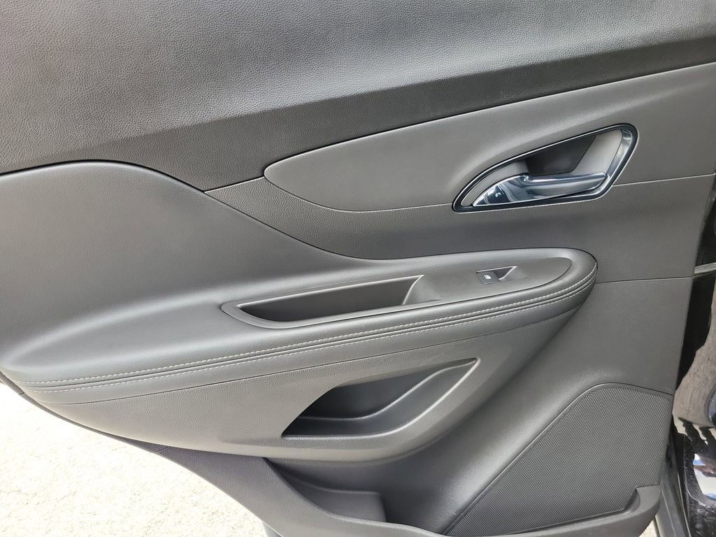 Used 2020 Buick Encore Preferred FWD image 10