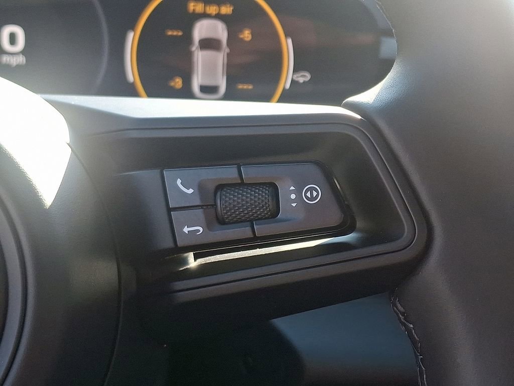 Used 2024 Porsche Macan 4 Electric image 23