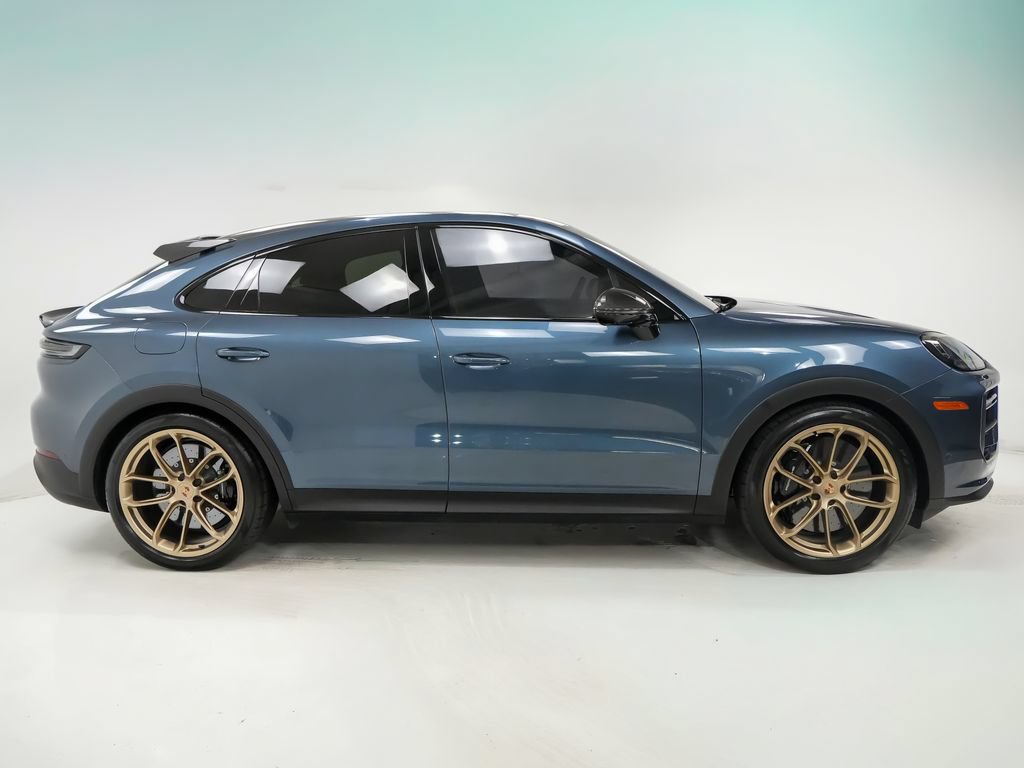 Certified 2026 Porsche Cayenne Turbo GT AWD/4WD image 9