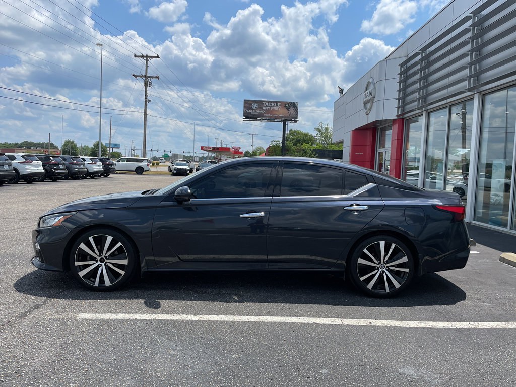 Used 2020 Nissan Altima 2.5 Platinum image 19