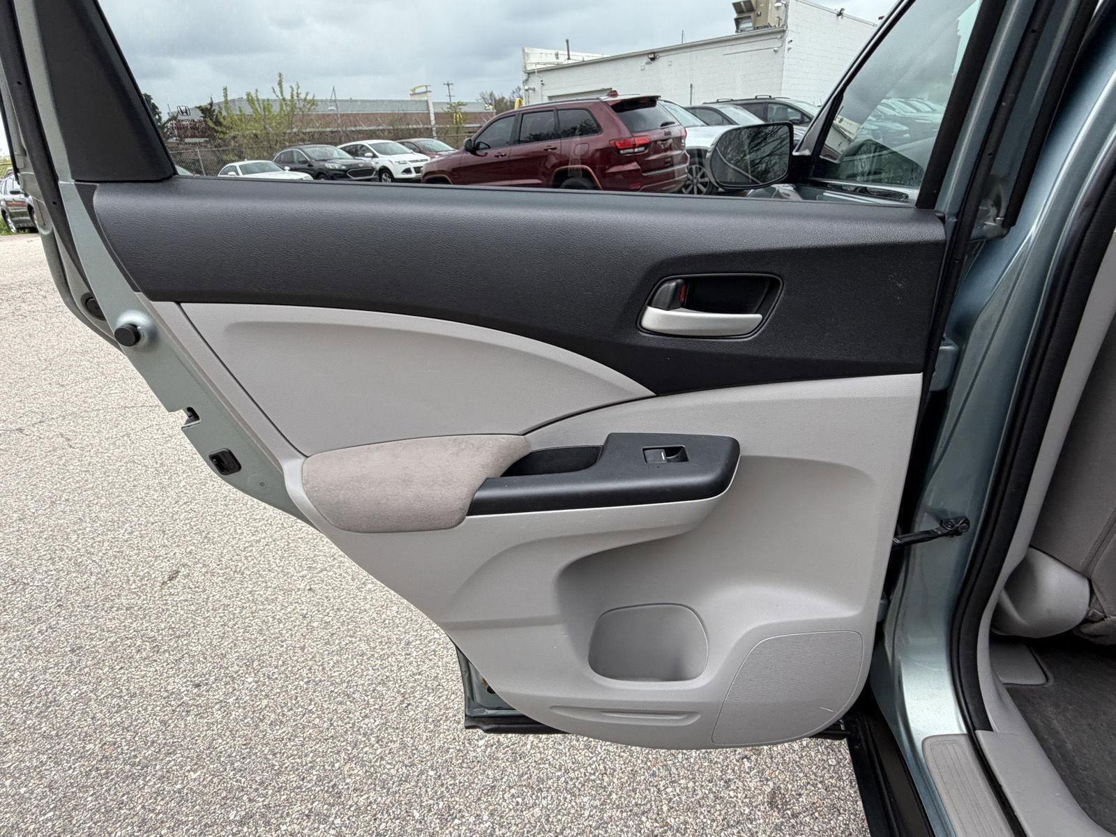Used 2012 Honda CR-V LX image 20