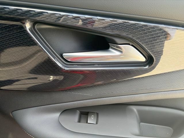 New 2026 Chevrolet Blazer EV LT AWD/4WD image 30