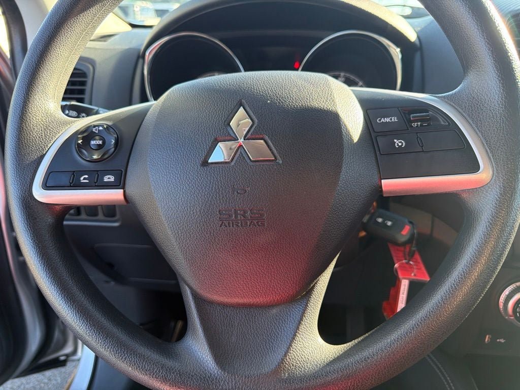 Used 2024 Mitsubishi Outlander Sport ES AWD/4WD image 16