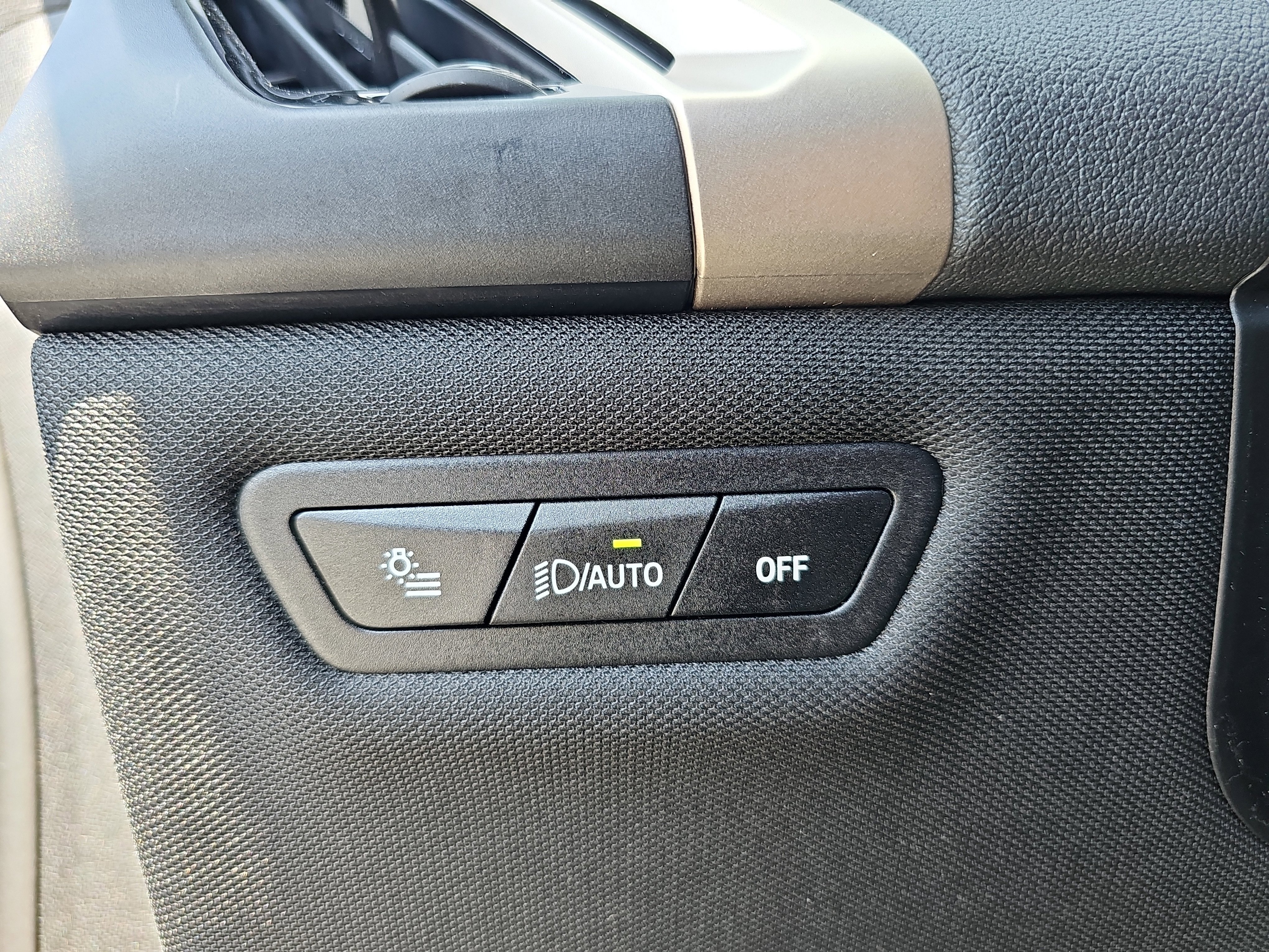 New 2026 BMW iX xDrive60 w/ Premium Package image 26