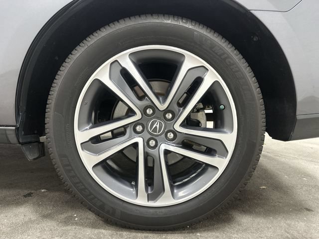 Used 2017 Acura MDX w/ Advance Package FWD image 12