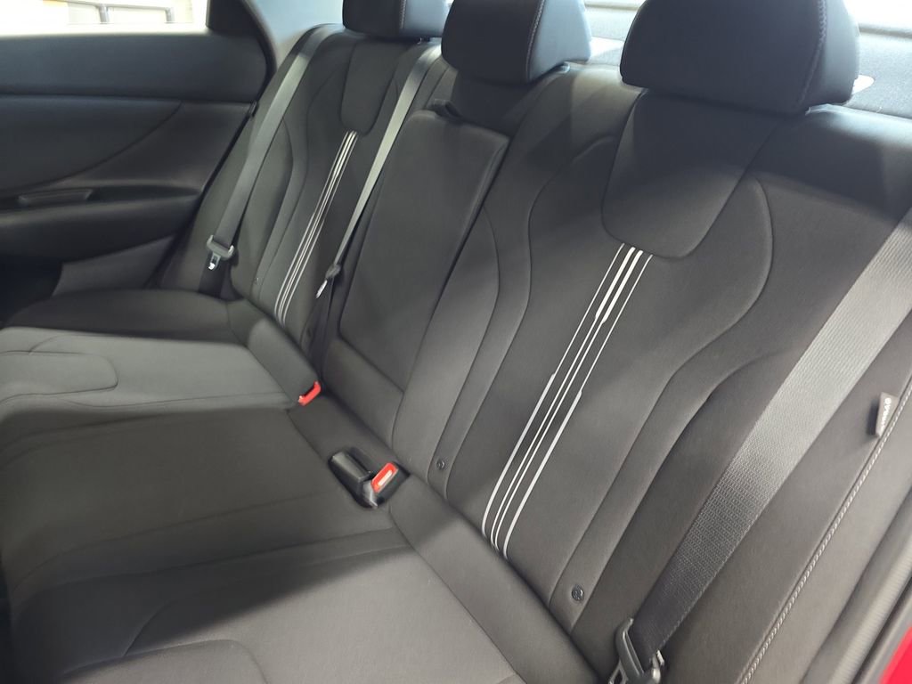 Certified 2024 Hyundai Elantra SEL w/ Convenience Package FWD image 14