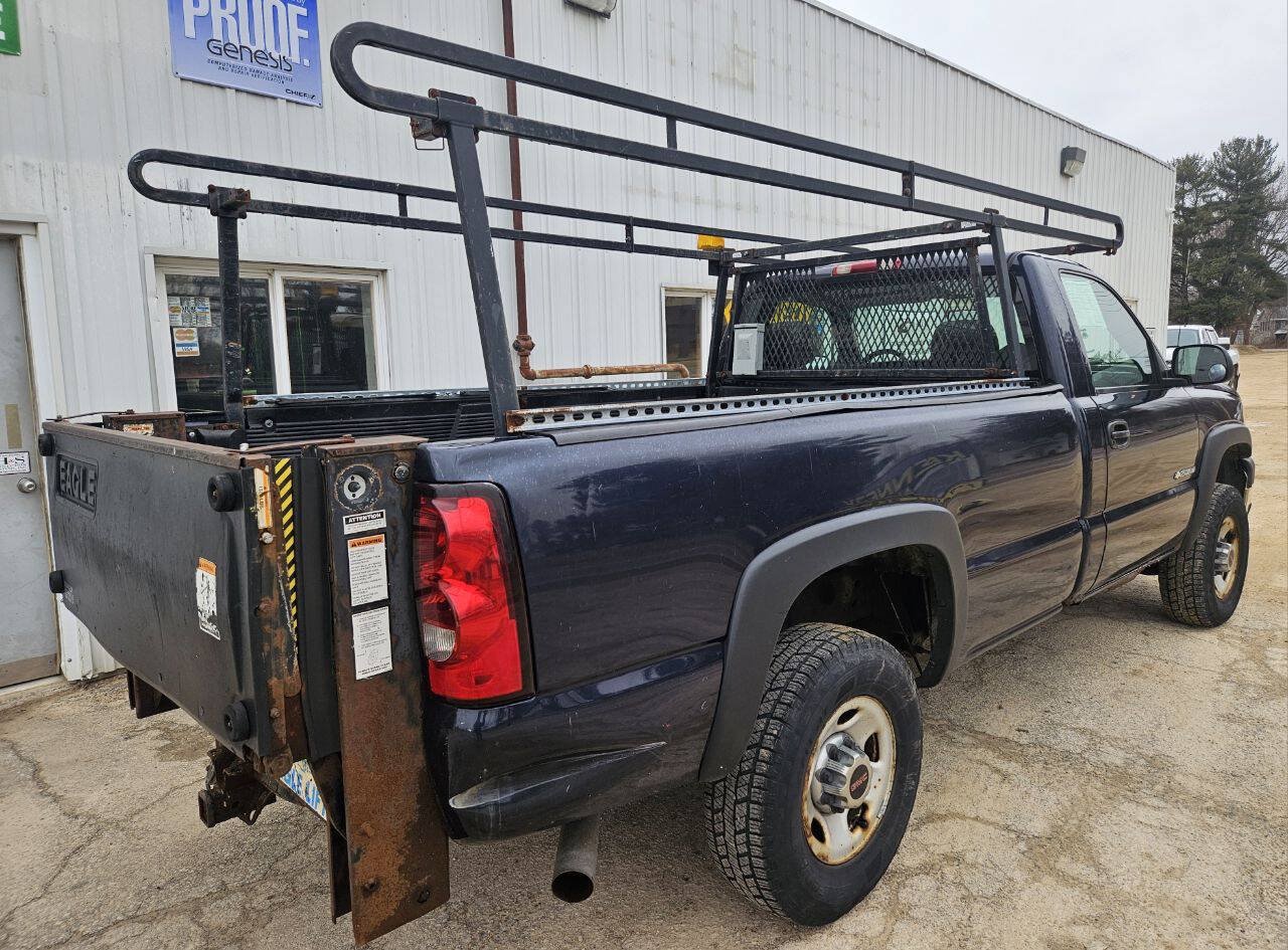 Used 2006 Chevrolet Silverado 2500 W/T RWD image 3