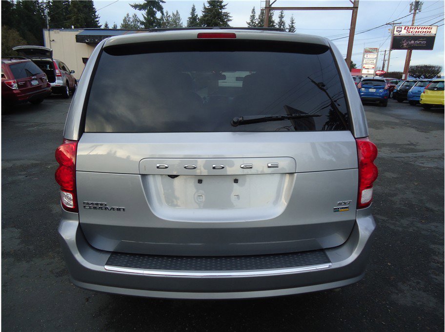 Used 2019 Dodge Grand Caravan SXT FWD image 6