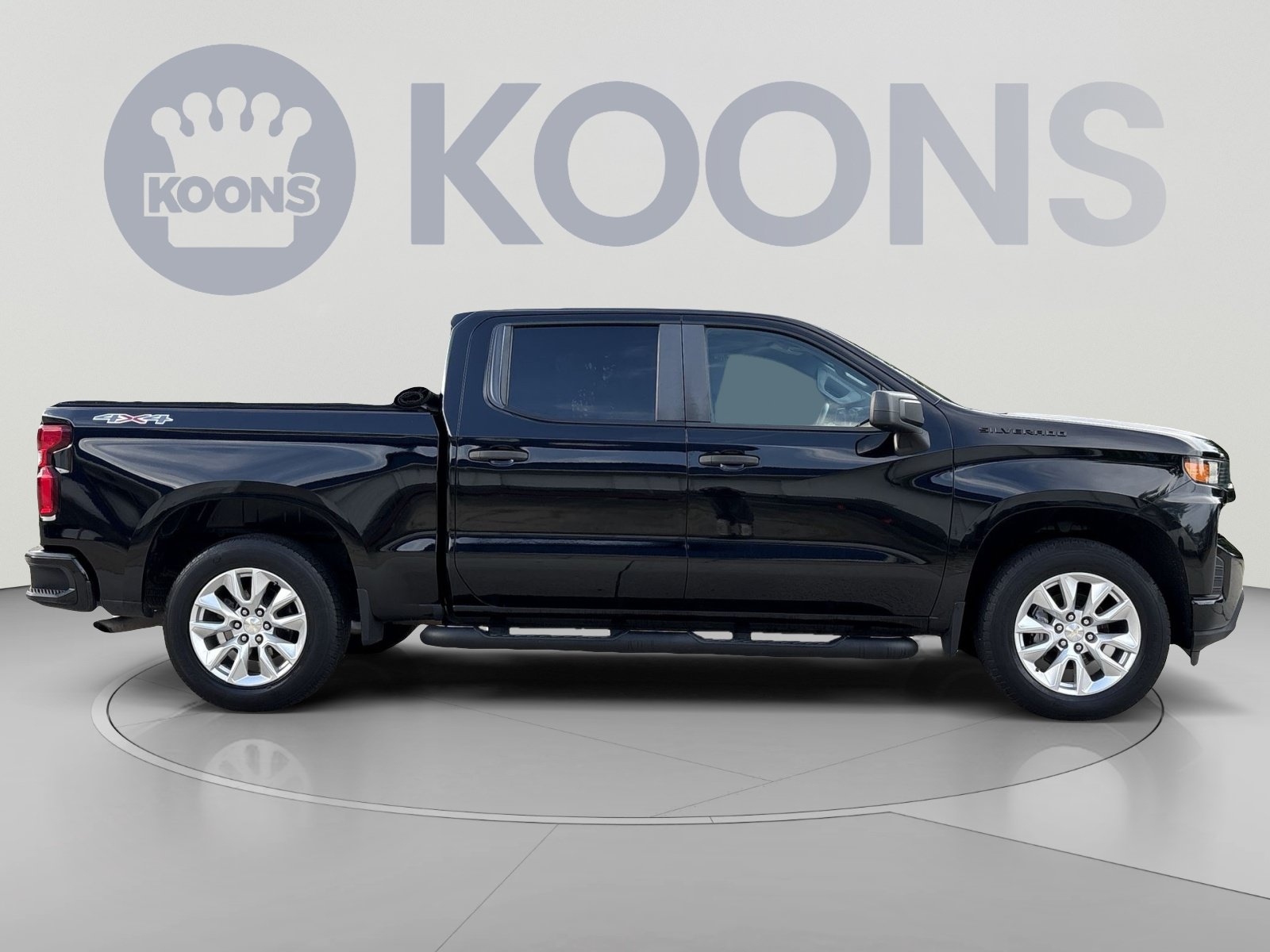 Used 2021 Chevrolet Silverado 1500 Custom w/ LPO, Dark Essentials Package AWD/4WD image 8