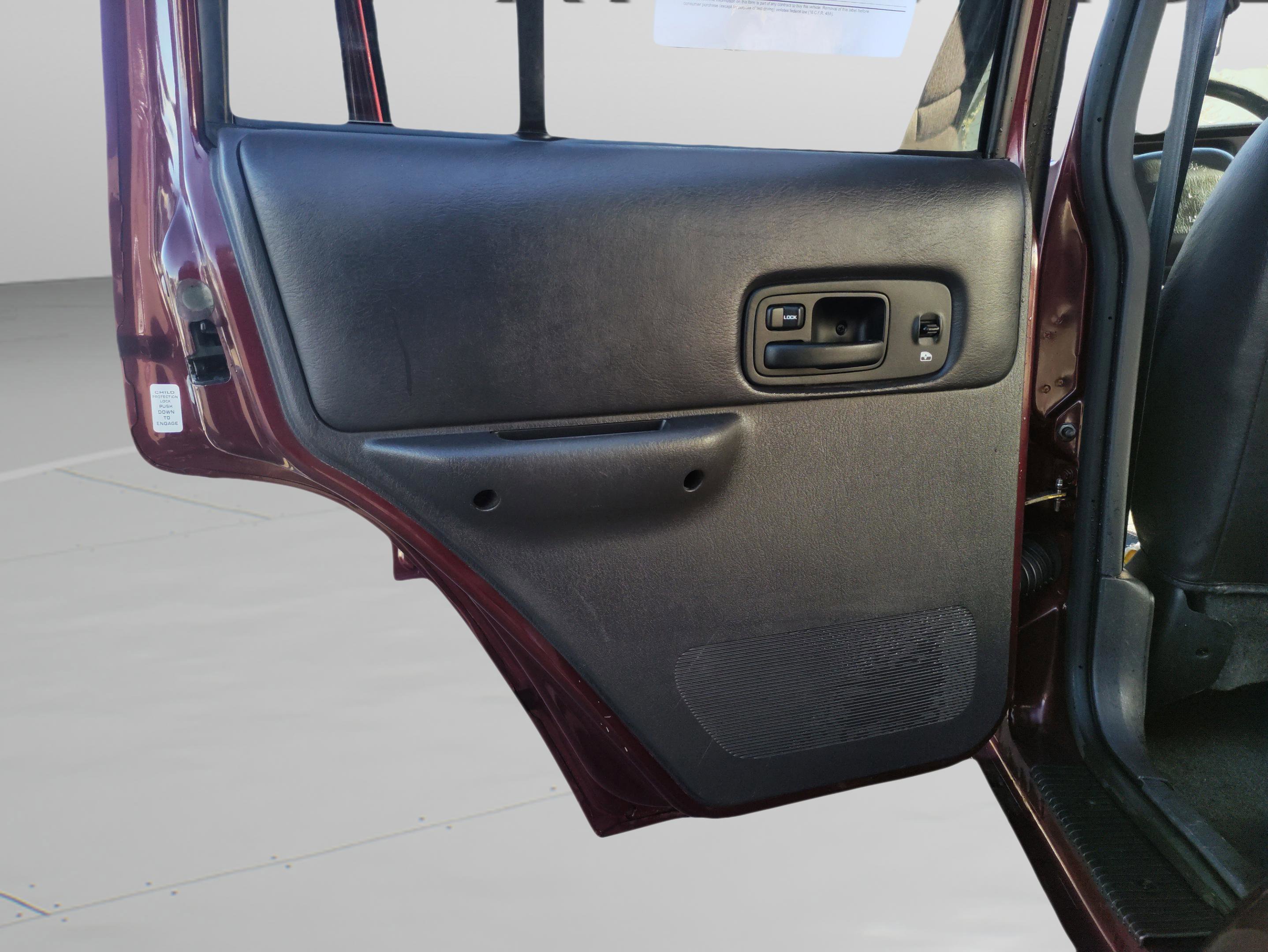 Used 2001 Jeep Cherokee Sport image 30