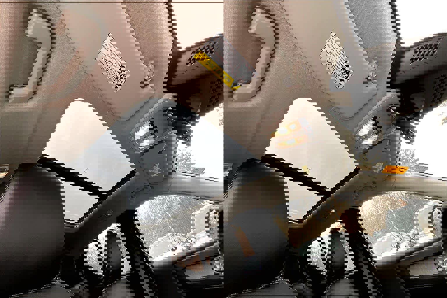 Certified 2024 Volvo XC40 B5 Plus w/ Protection Package Premier image 13