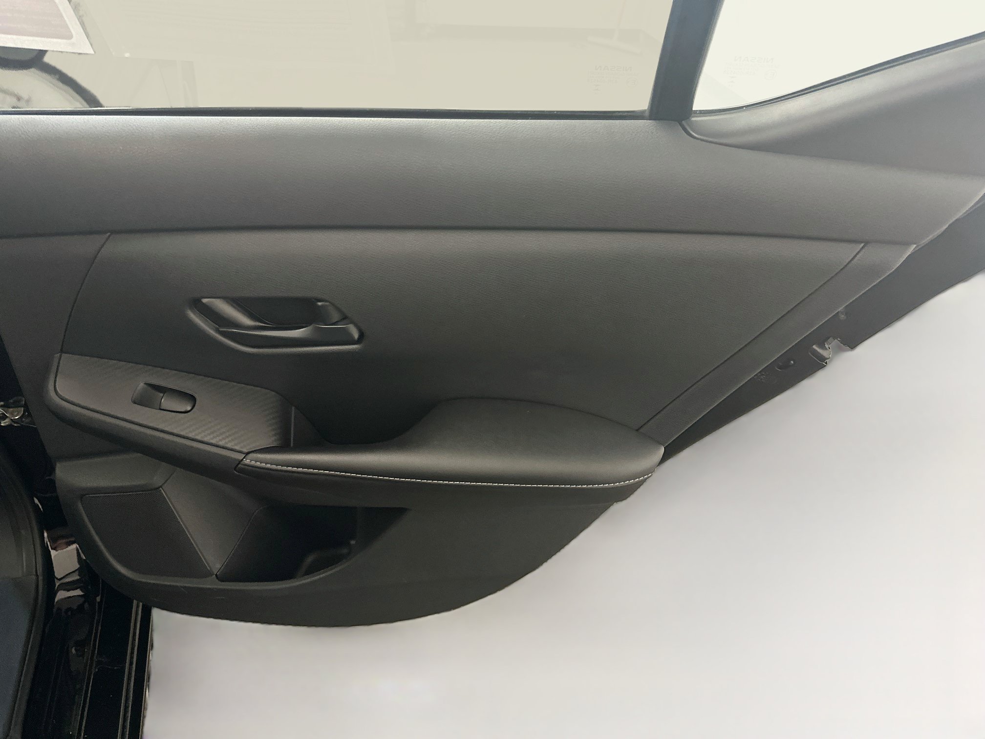 Used 2024 Nissan Sentra SV FWD image 30
