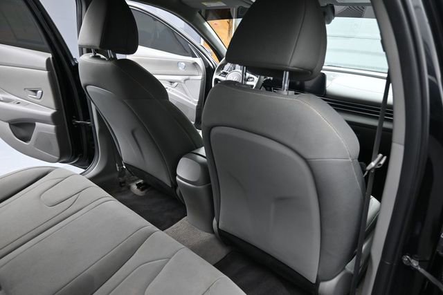 Used 2023 Hyundai Elantra SEL w/ Convenience Package FWD image 16