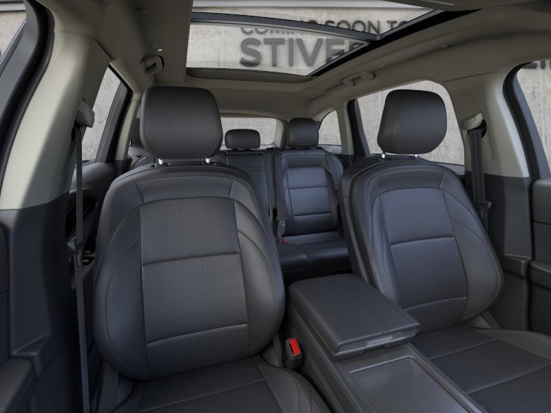 New 2026 Lincoln Nautilus Premier AWD/4WD image 10