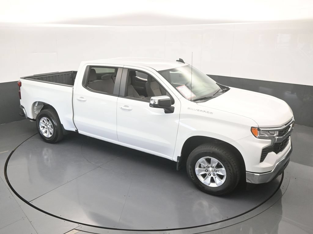 Used 2025 Chevrolet Silverado 1500 LT RWD image 39