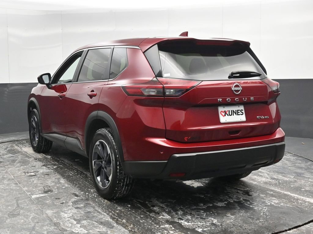 Used 2024 Nissan Rogue SV image 11