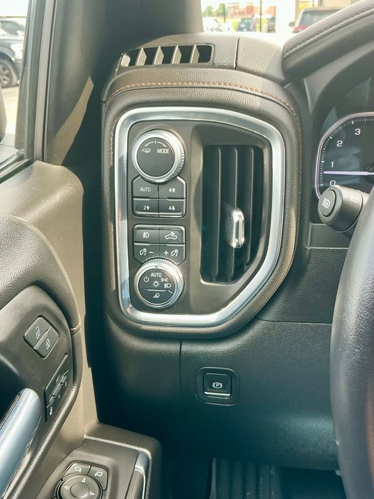 Used 2022 GMC Sierra 1500 AT4 w/ AT4 Premium Package AWD/4WD image 22