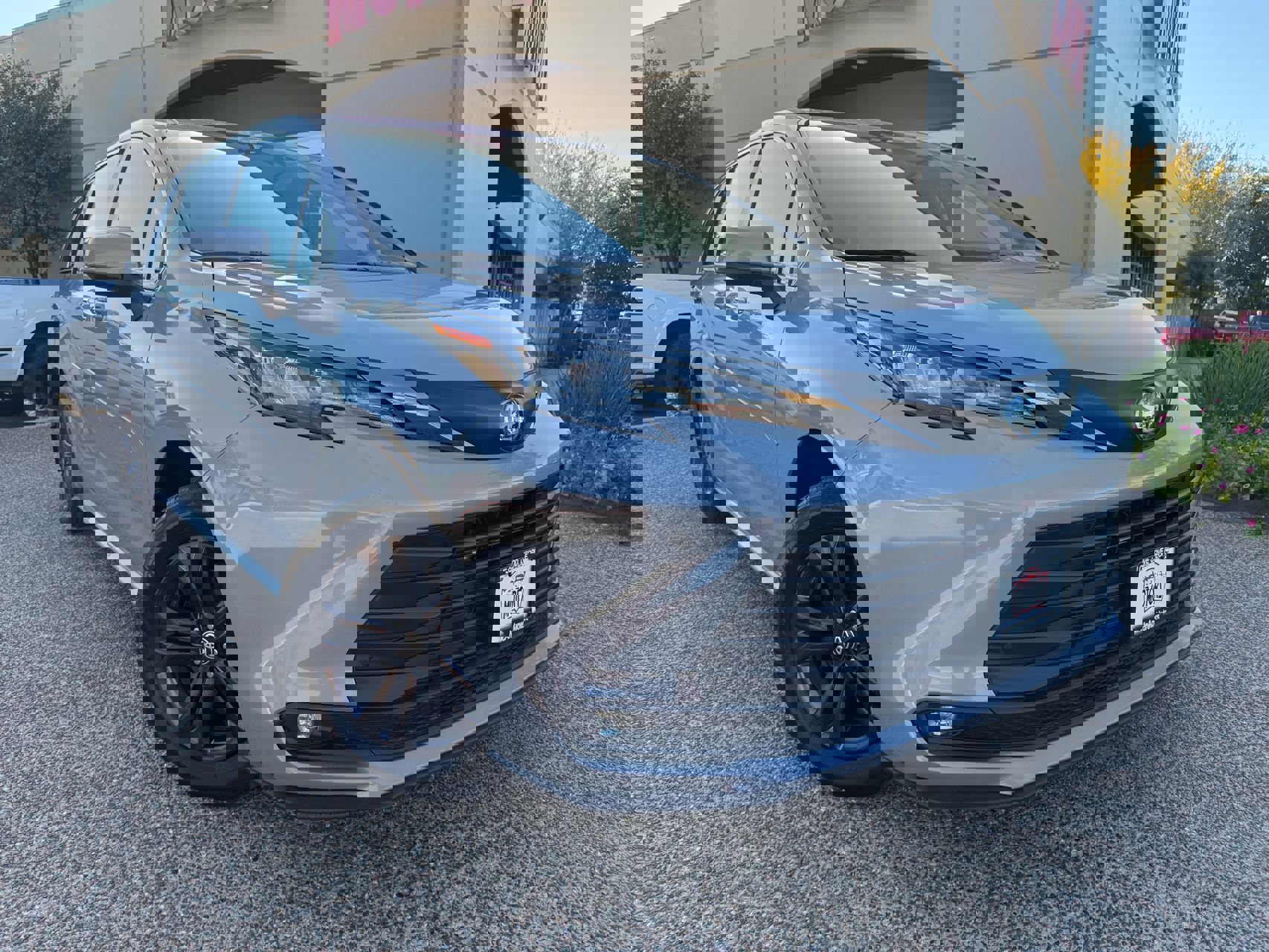 Used 2024 Toyota Sienna XLE Woodland Edition