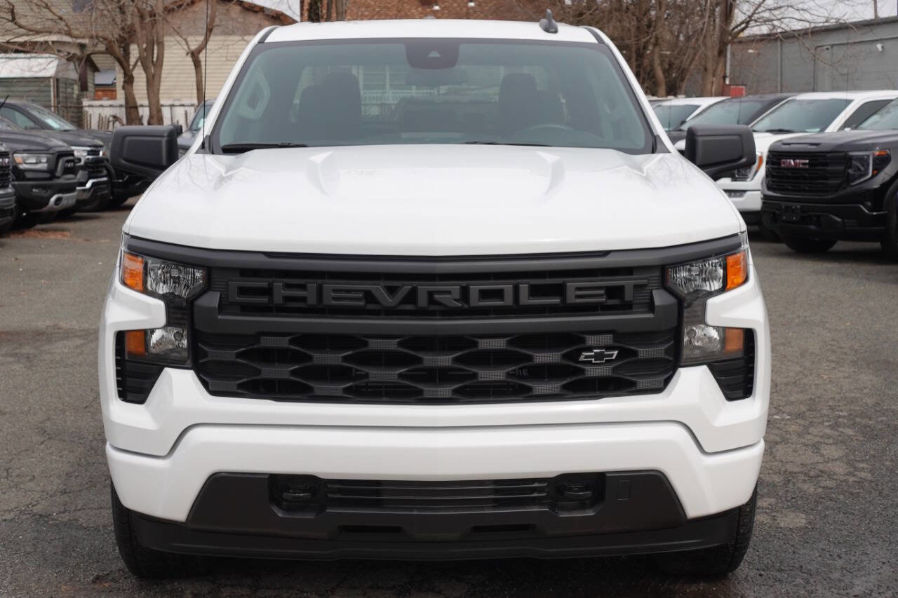 Used 2023 Chevrolet Silverado 1500 Custom w/ LPO, Dark Essentials Package AWD/4WD image 6