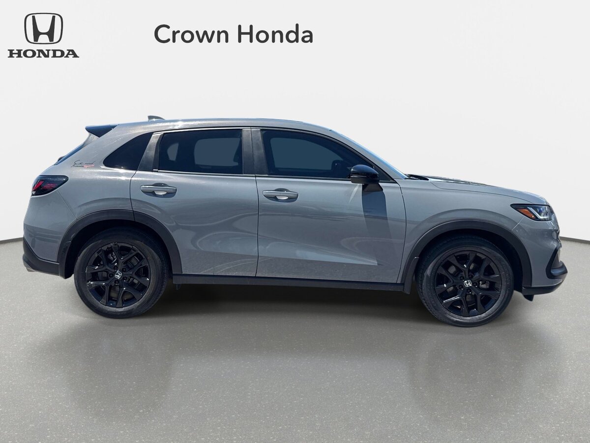Certified 2025 Honda HR-V Sport image 5