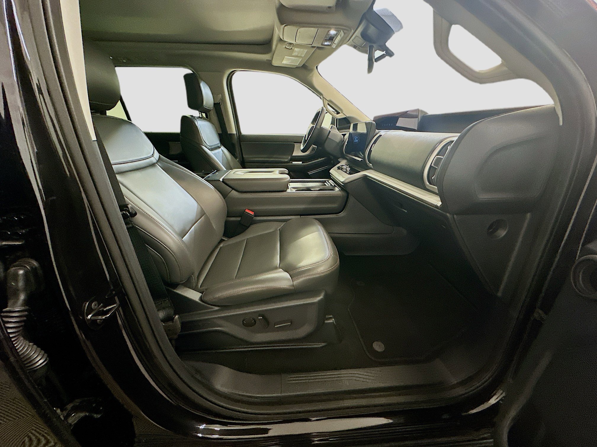 Used 2025 Ford Expedition Max Active image 34