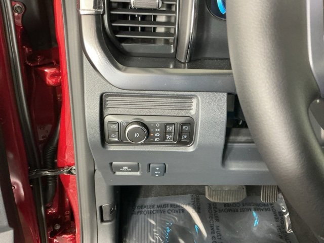 New 2026 Ford F350 Lariat image 32