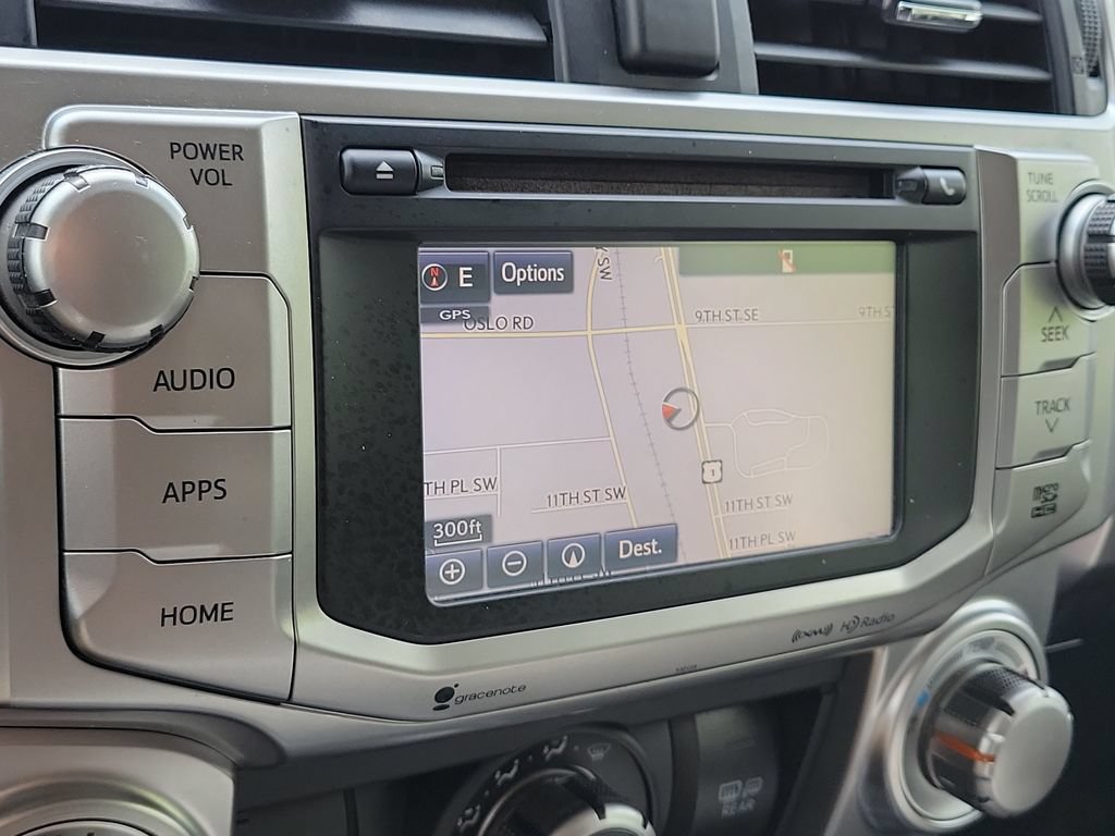 Used 2016 Toyota 4Runner SR5 AWD/4WD image 15