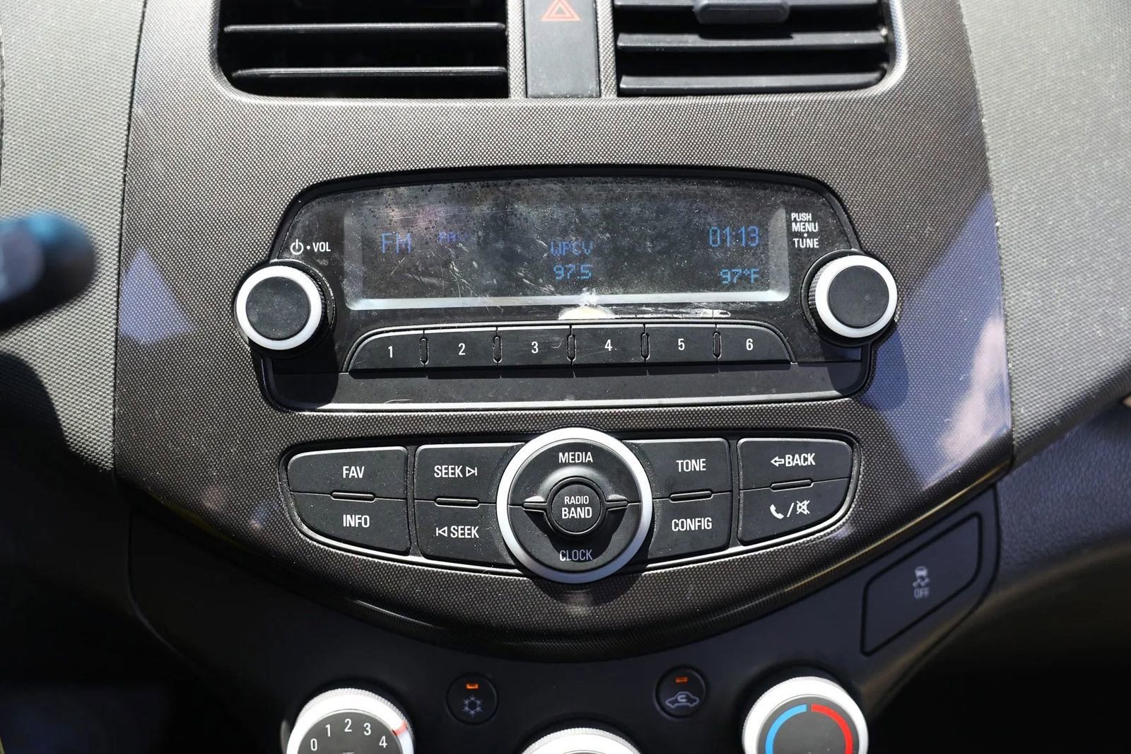 Used 2014 Chevrolet Spark LS FWD image 30