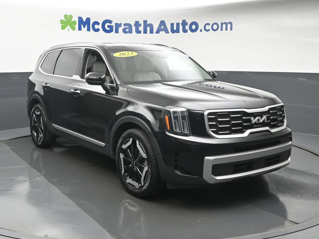 Used 2023 Kia Telluride S w/ S Sunroof Package FWD image 2