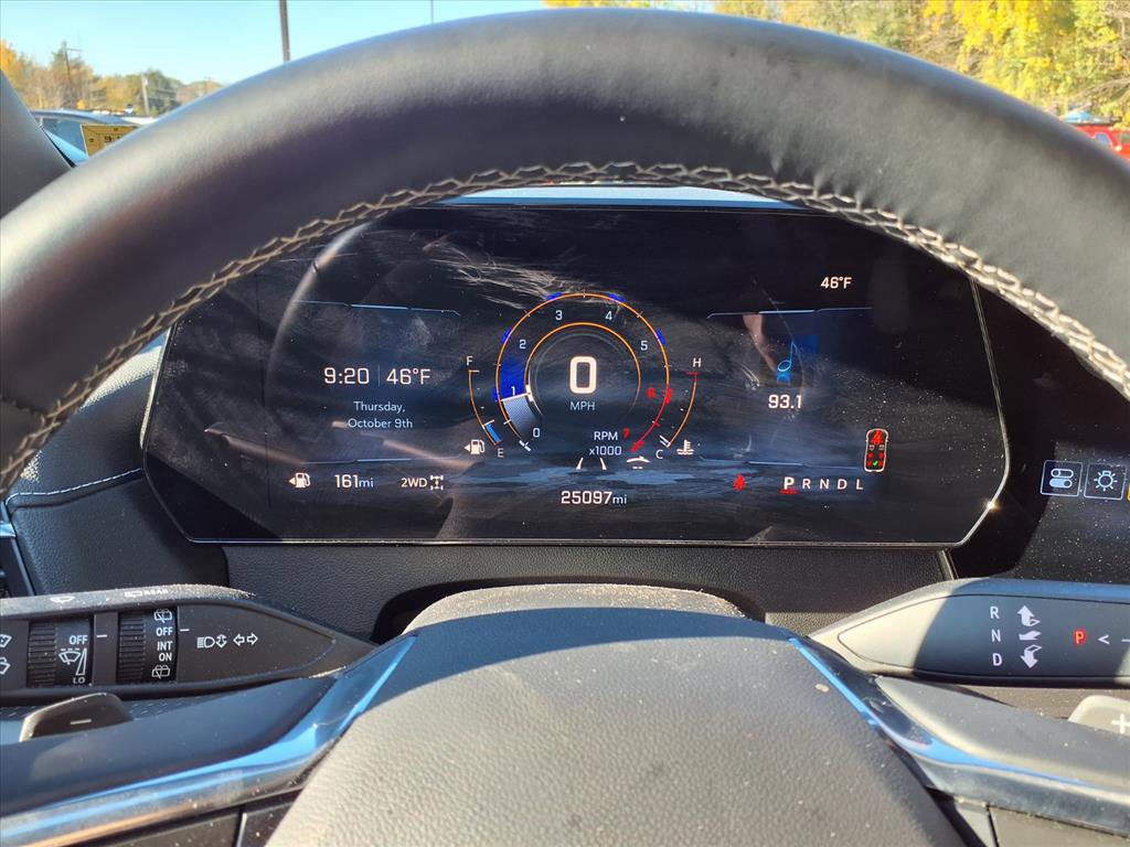 Used 2025 Chevrolet Traverse LT AWD/4WD image 10