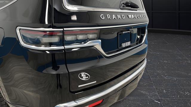 Used 2023 Jeep Grand Wagoneer Series II image 42