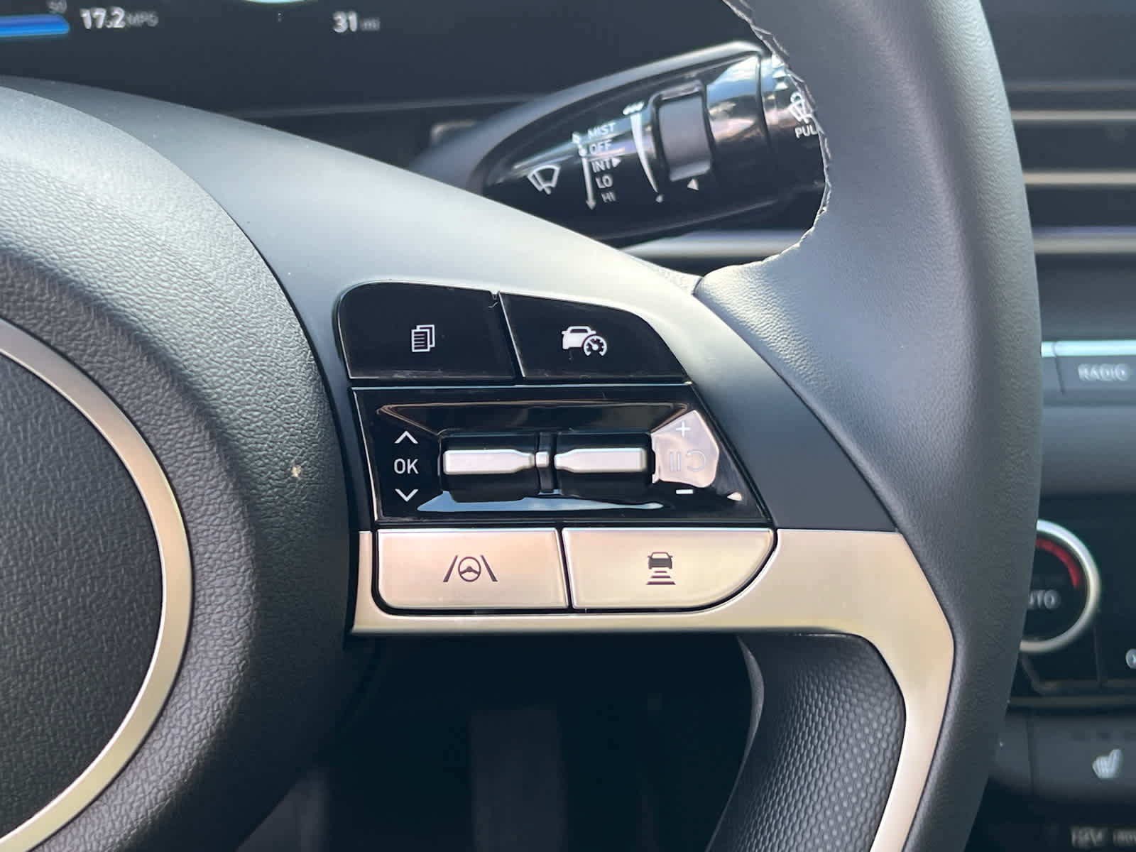 New 2026 Hyundai Elantra Limited FWD image 23