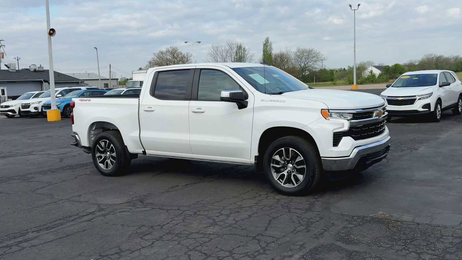 Certified 2023 Chevrolet Silverado 1500 LT AWD/4WD image 2